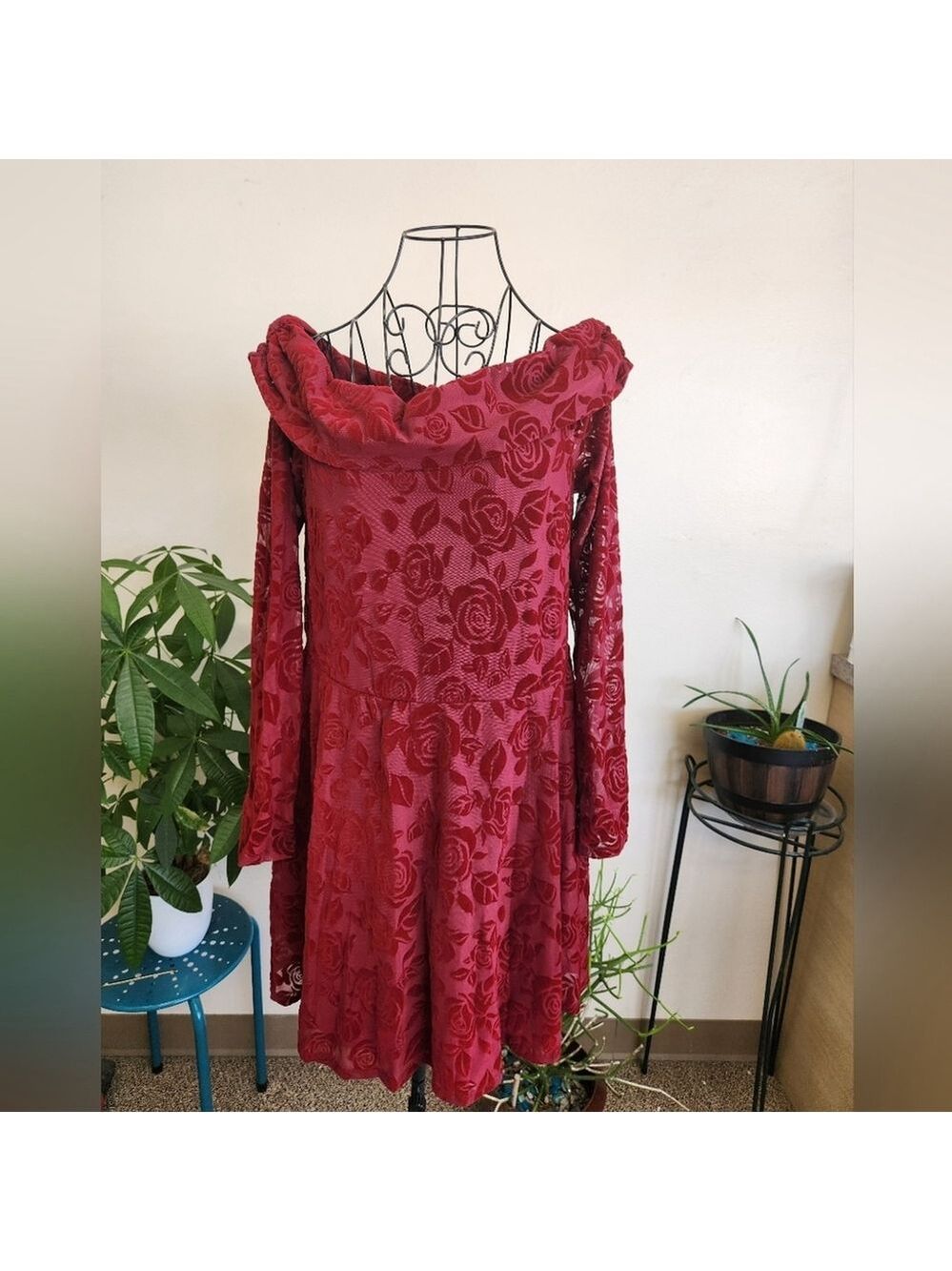 Wild Fable off shoulder Long Sleeve Flocked Mini Fit and Flare Holiday Dress - Picture 4 of 9